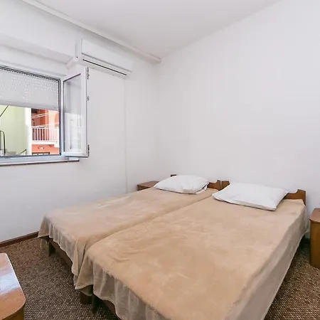 By The Sea Gradac, Makarska - 16006 2* Gradac (Split-Dalmatia)