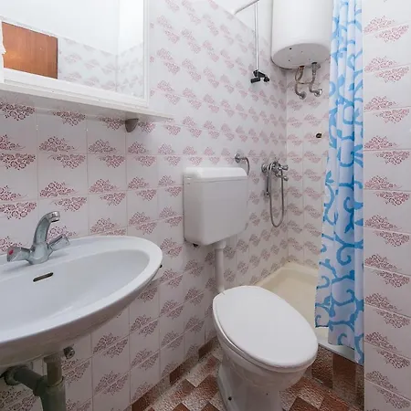 By The Sea Gradac, Makarska - 16006 Guest house Gradac (Split-Dalmatia)